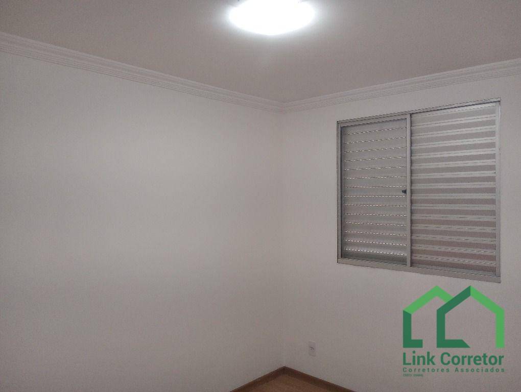 Apartamento para alugar com 2 quartos, 45m² - Foto 9