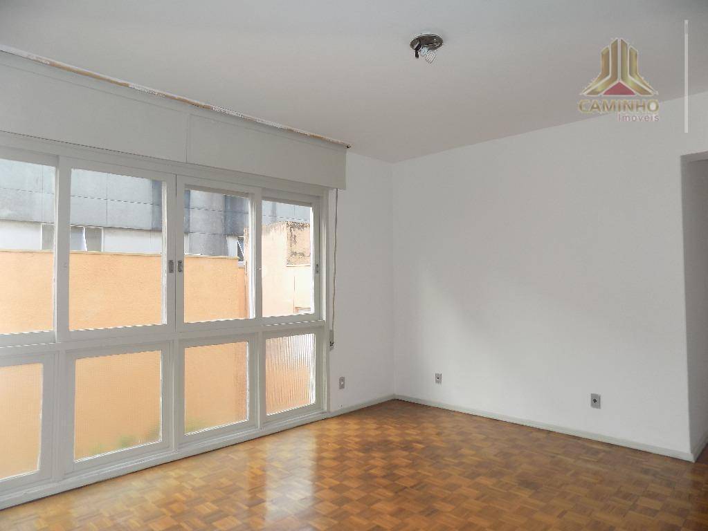 Apartamento à venda com 3 quartos, 99m² - Foto 4