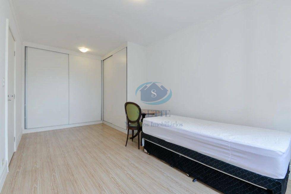 Apartamento à venda com 3 quartos, 135m² - Foto 3