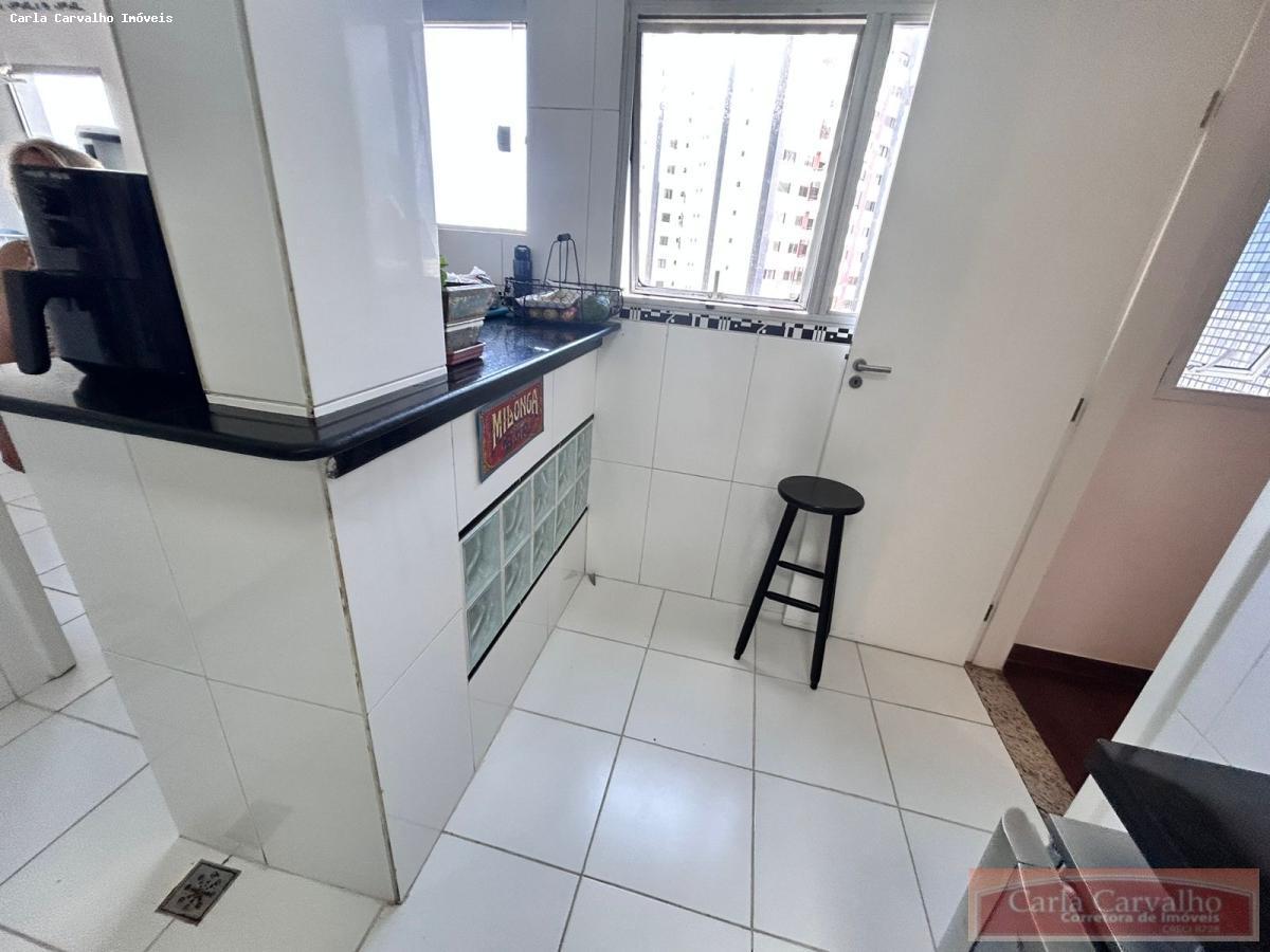 Apartamento à venda com 3 quartos, 117m² - Foto 18