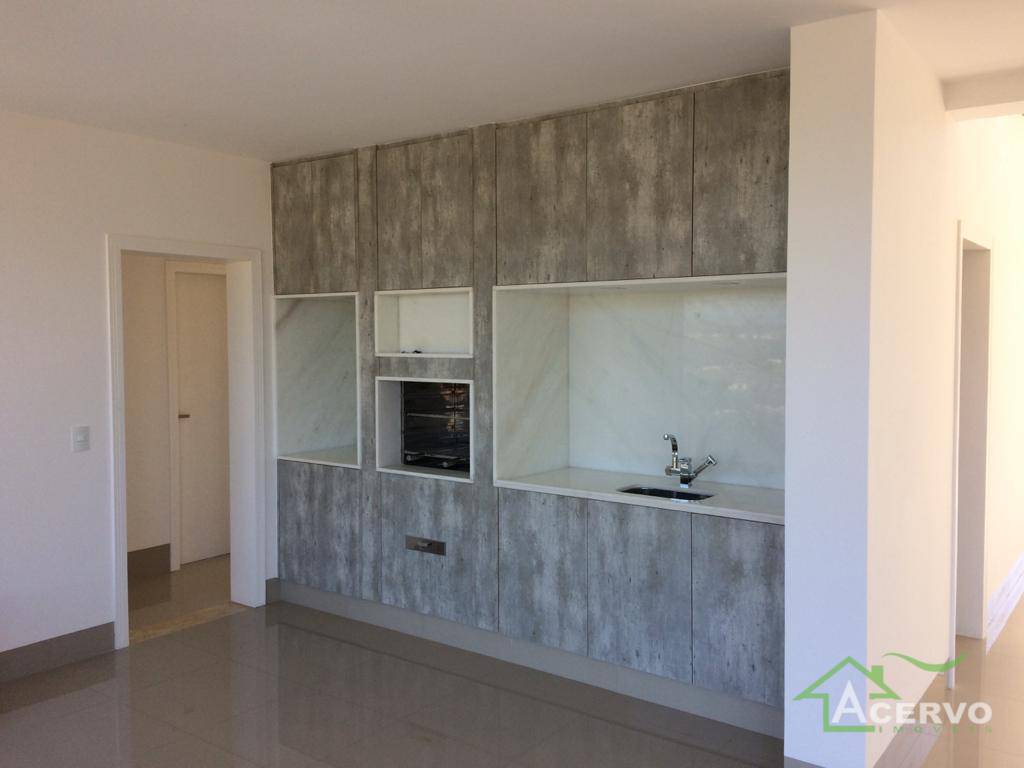 Casa à venda com 3 quartos, 313m² - Foto 10