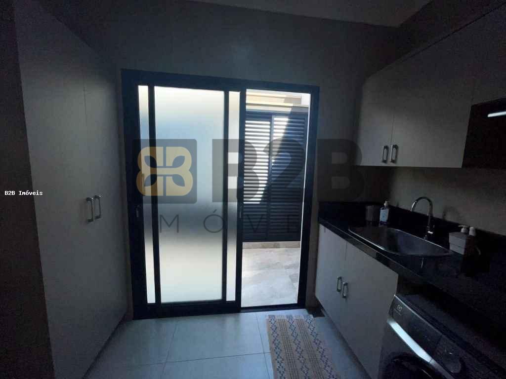 Casa de Condomínio à venda com 3 quartos, 285m² - Foto 13