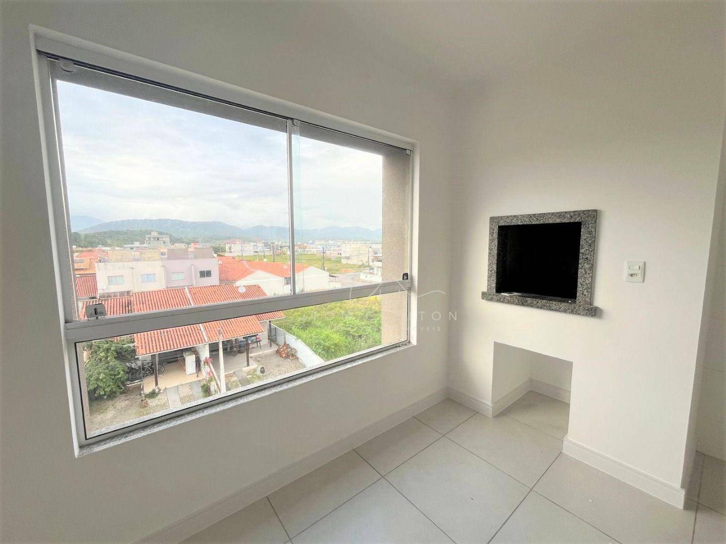 Apartamento à venda com 3 quartos, 66m² - Foto 1