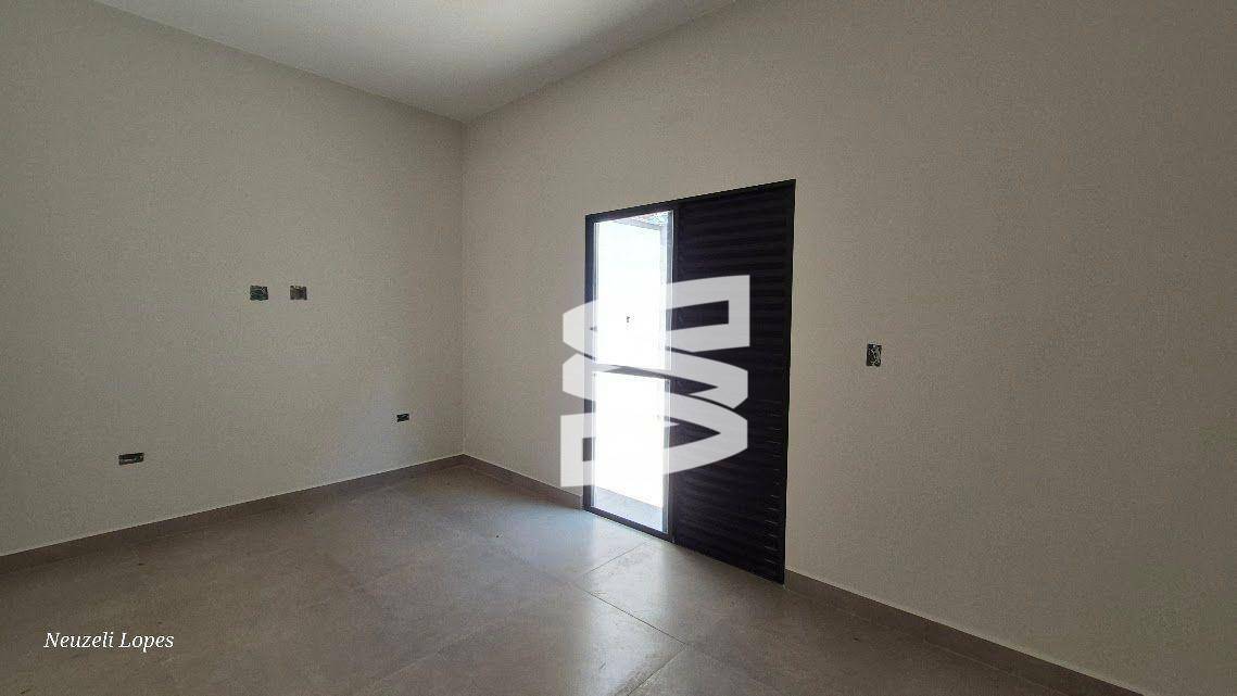 Casa à venda com 2 quartos, 90m² - Foto 13