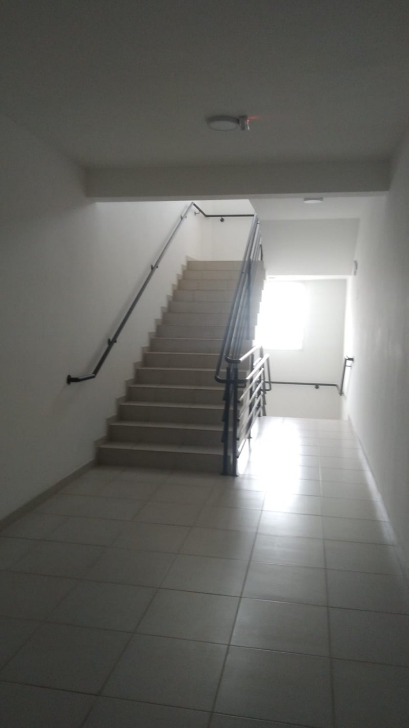 Apartamento à venda com 2 quartos, 70m² - Foto 13