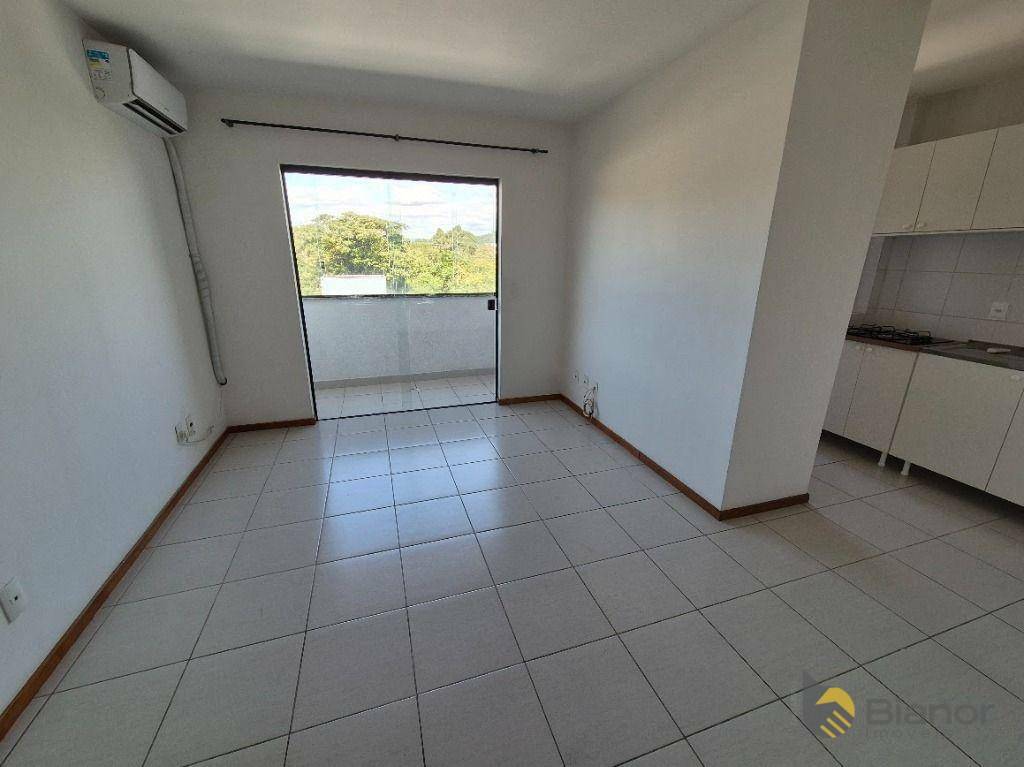 Apartamento para alugar com 2 quartos, 64m² - Foto 2
