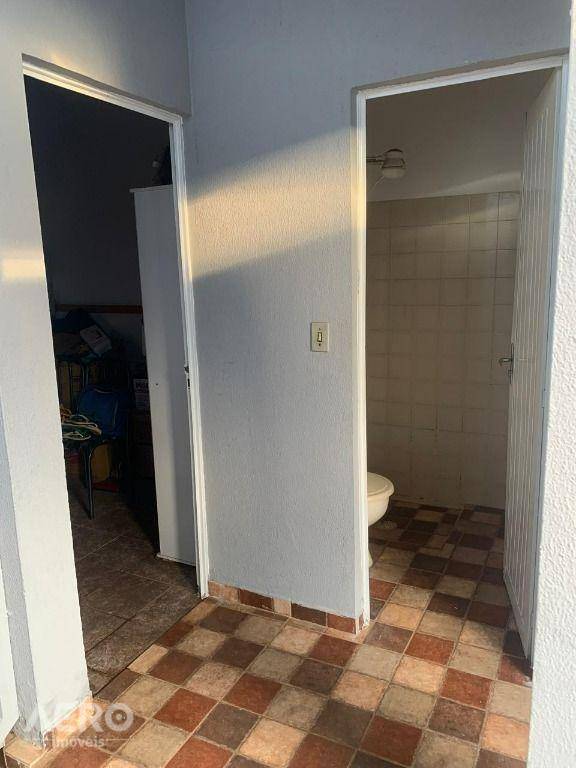 Casa à venda com 3 quartos, 180m² - Foto 14