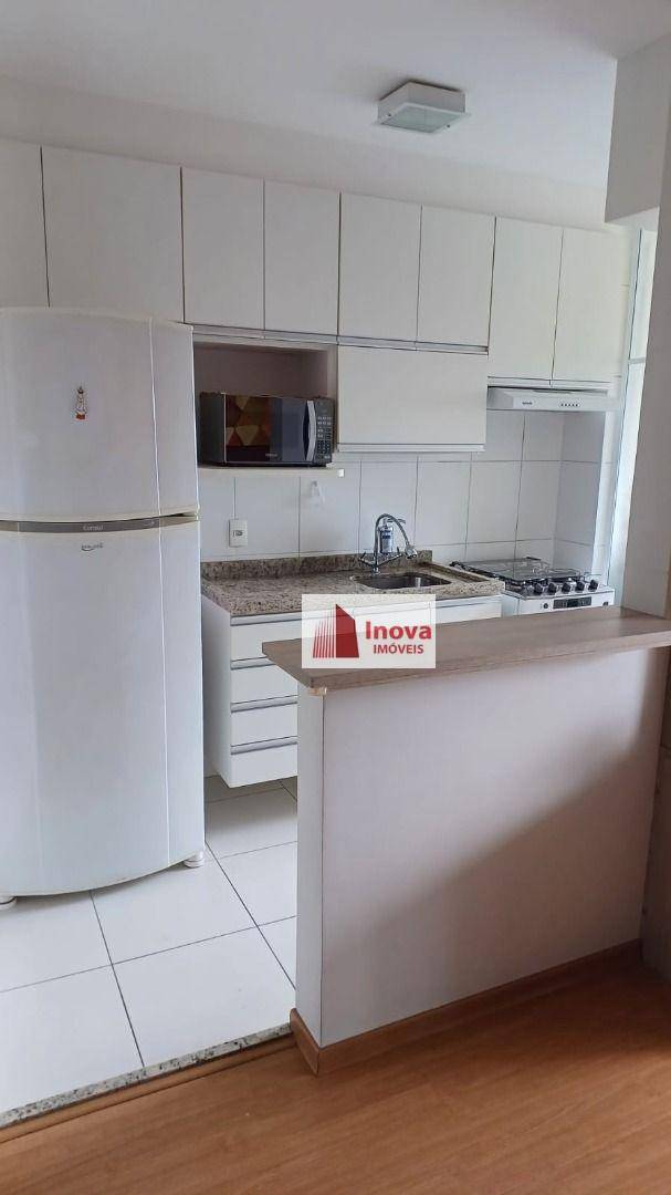 Apartamento para alugar com 2 quartos, 69m² - Foto 12