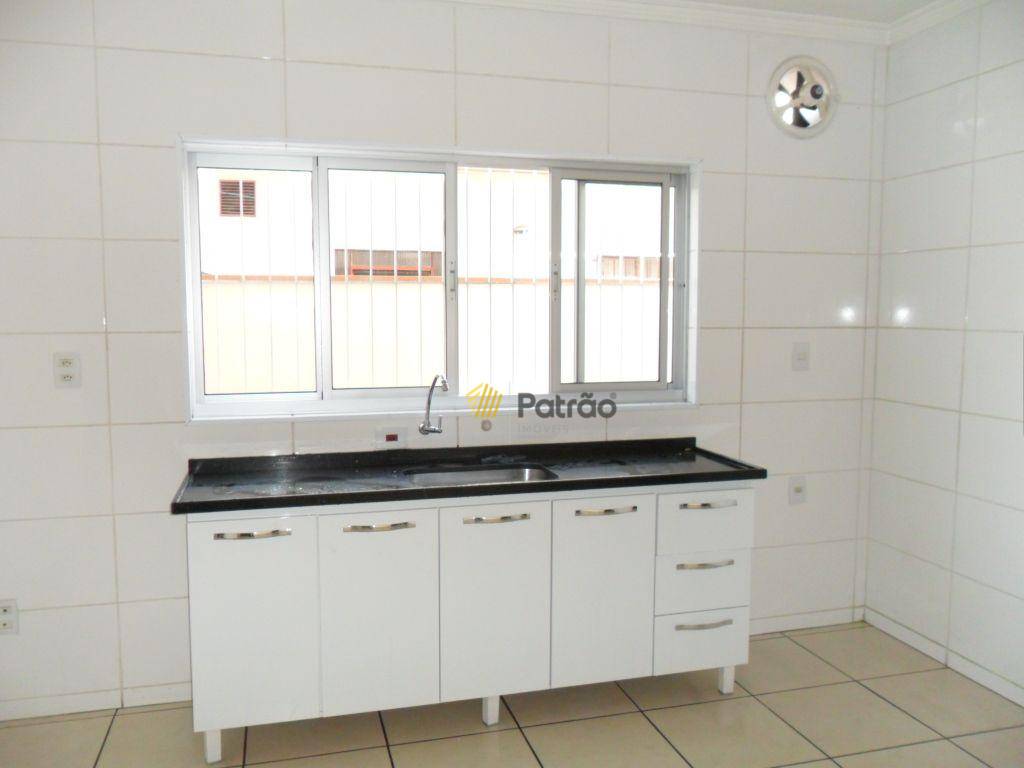 Sobrado à venda com 2 quartos, 139m² - Foto 6