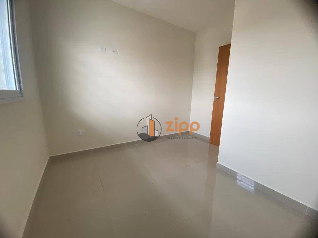 Apartamento para alugar com 2 quartos, 45m² - Foto 13