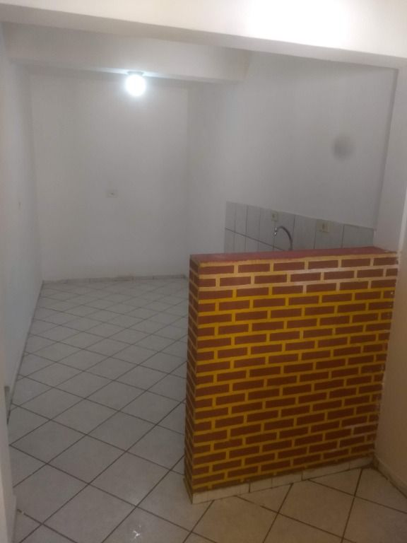 Casa à venda com 1 quarto, 50m² - Foto 6