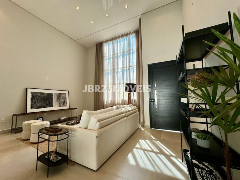 Casa à venda com 4 quartos, 259m² - Foto 4