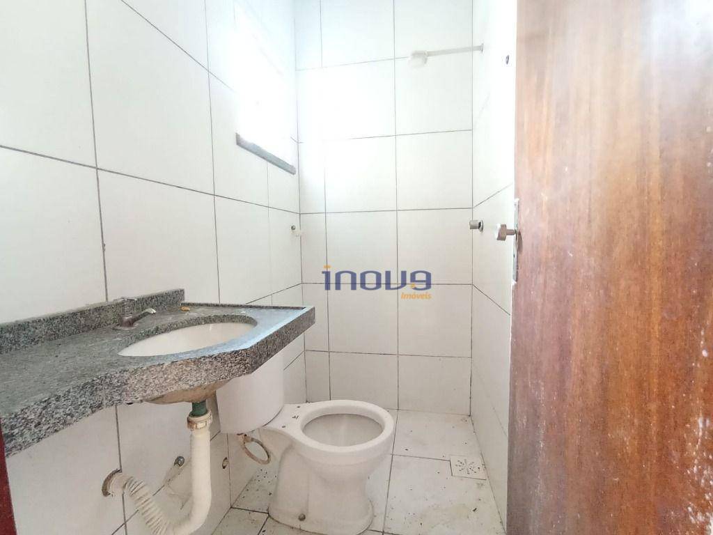 Casa para alugar com 2 quartos, 60m² - Foto 9
