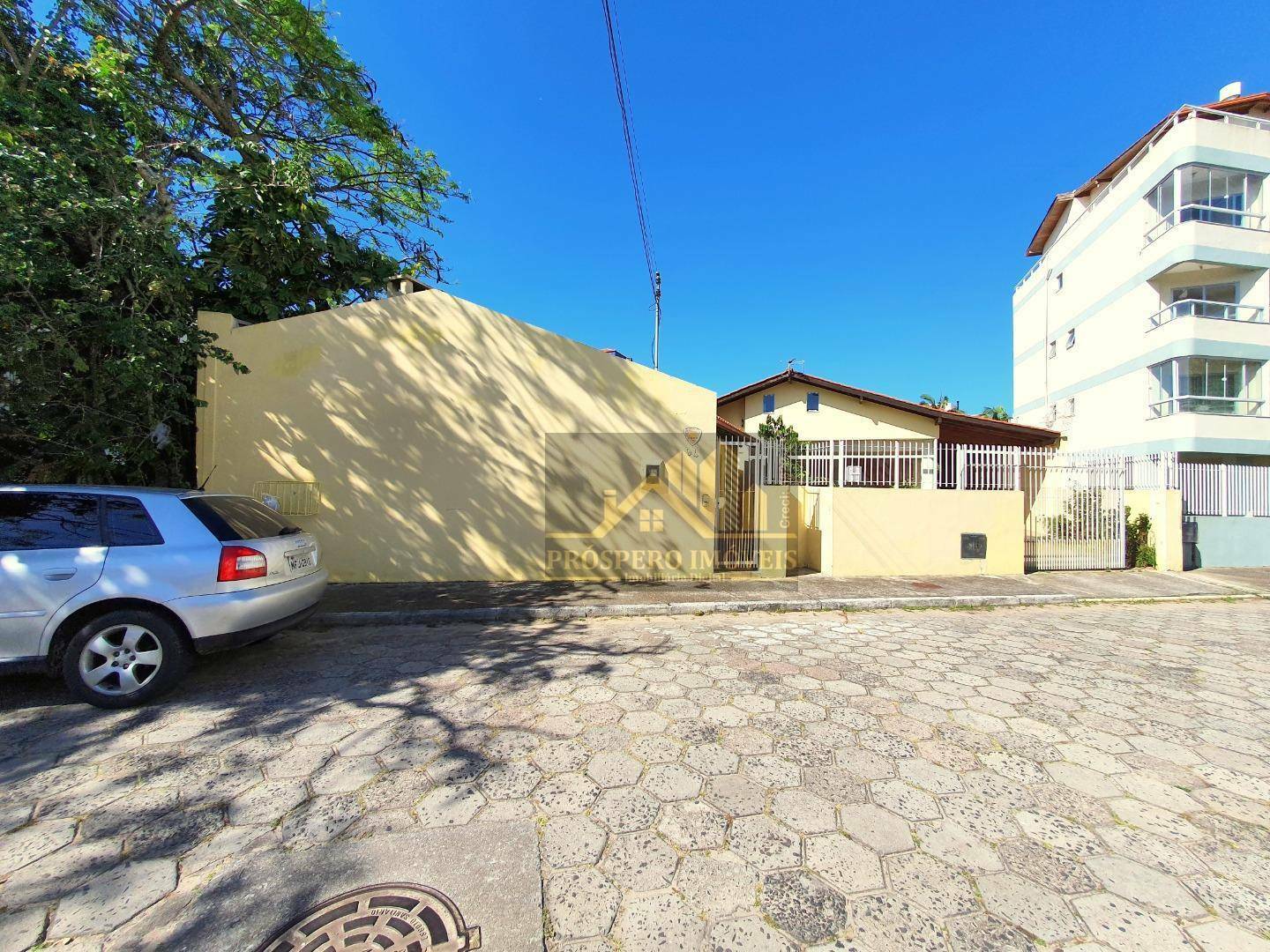 Casa à venda e aluguel com 4 quartos, 260m² - Foto 35