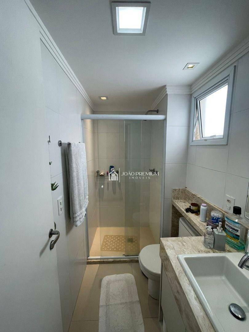 Apartamento à venda com 3 quartos, 151m² - Foto 13