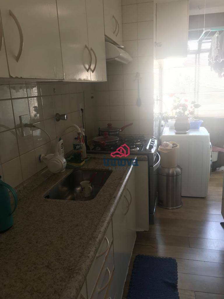 Apartamento à venda com 2 quartos, 51m² - Foto 2