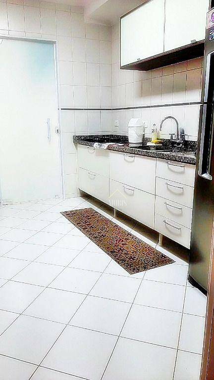 Apartamento à venda com 3 quartos, 84m² - Foto 12