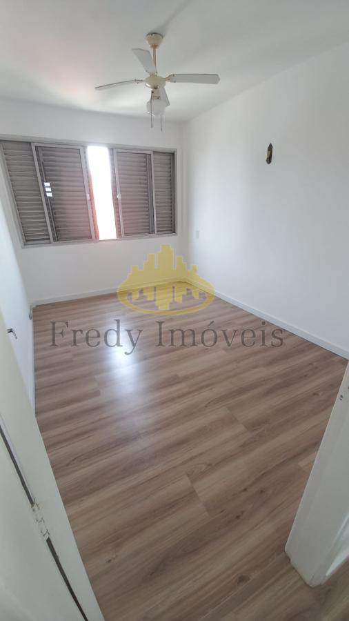 Apartamento à venda com 2 quartos, 68m² - Foto 11