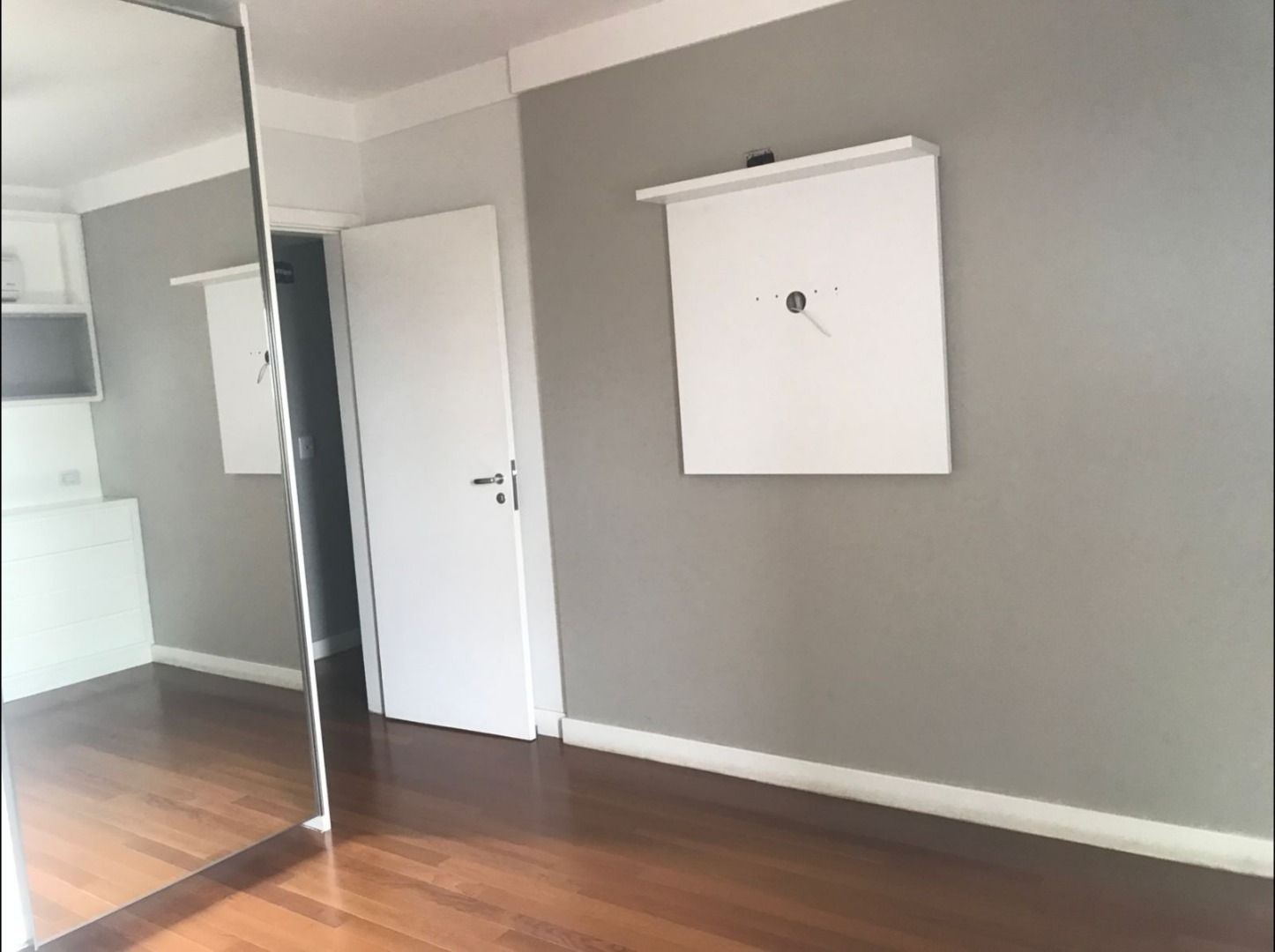 Apartamento para alugar com 4 quartos, 100m² - Foto 18