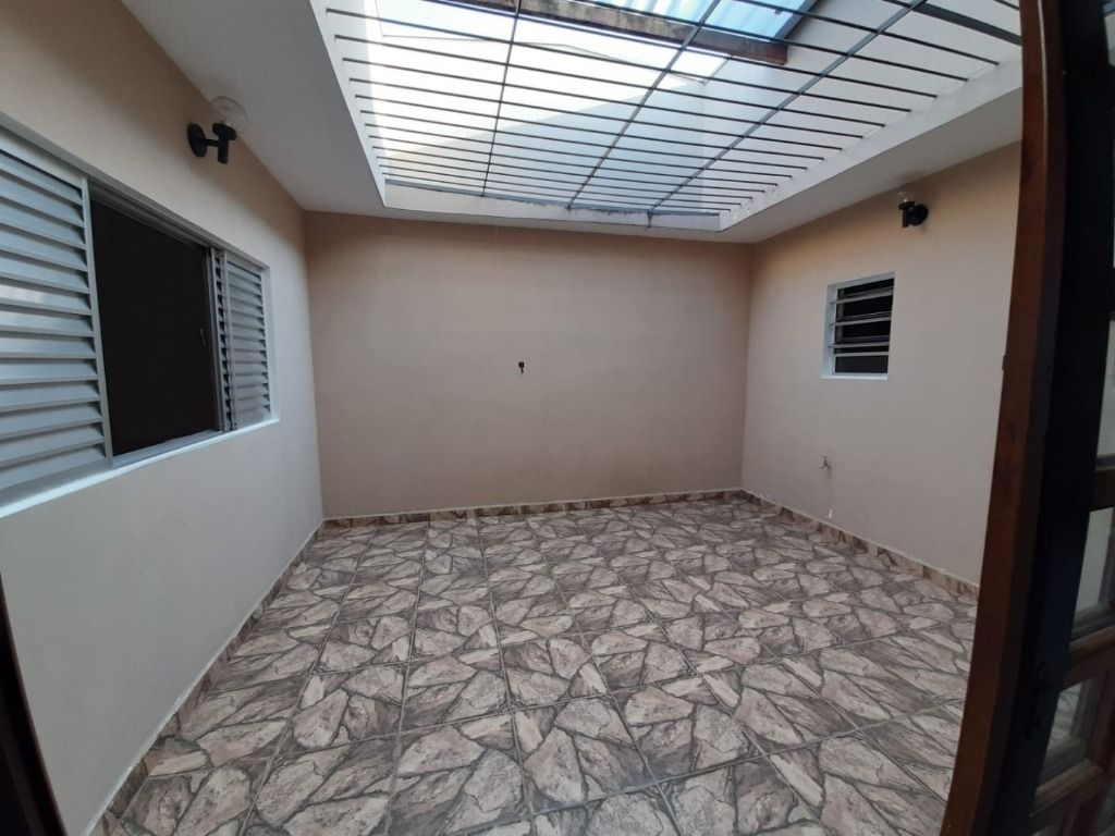 Sobrado à venda com 3 quartos, 220m² - Foto 12