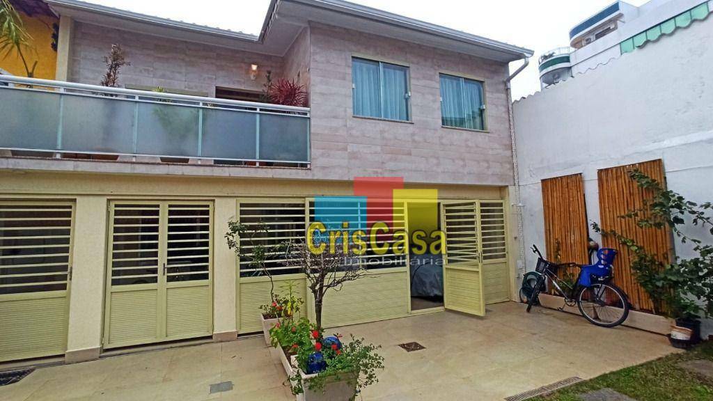 Casa à venda com 4 quartos, 129m² - Foto 1