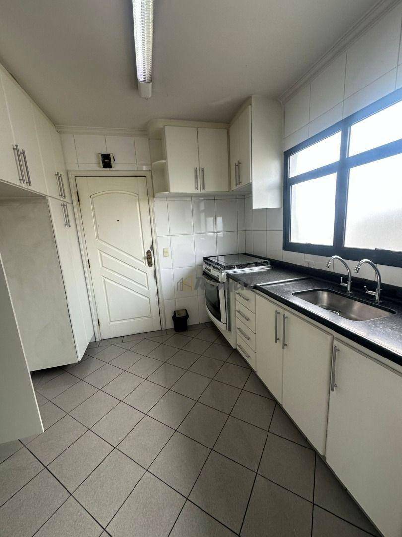Apartamento à venda e aluguel com 3 quartos, 150m² - Foto 10