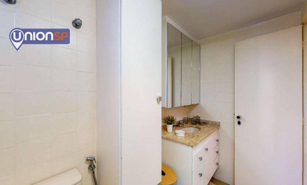 Apartamento à venda com 2 quartos, 64m² - Foto 13