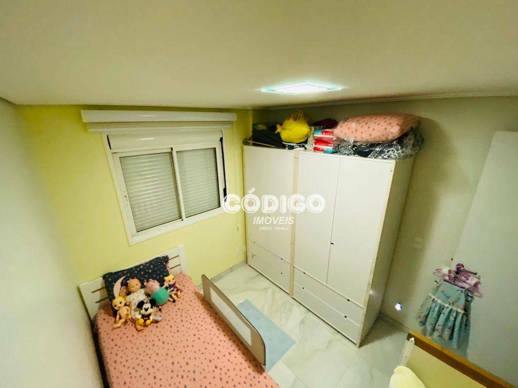 Apartamento à venda com 2 quartos, 70m² - Foto 10