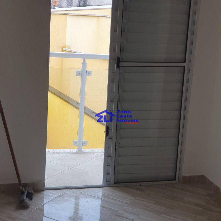 Sobrado à venda com 3 quartos, 100m² - Foto 14