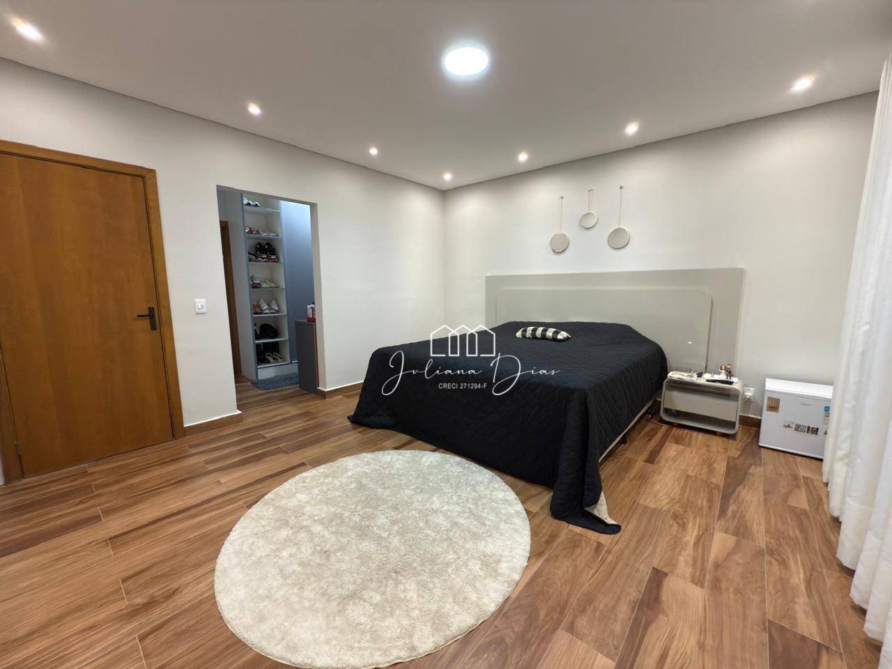 Sobrado, 4 quartos, 257 m² - Foto 2