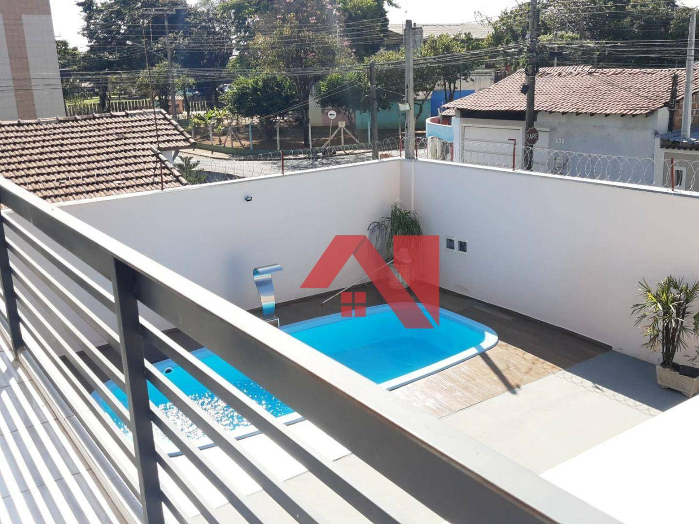 Sobrado à venda com 2 quartos, 140m² - Foto 4