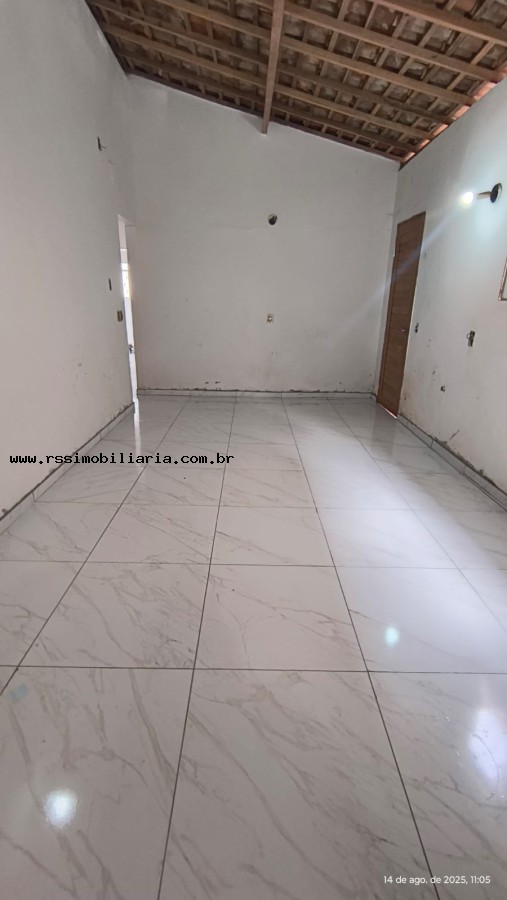 Casa para alugar com 2 quartos, 200m² - Foto 22