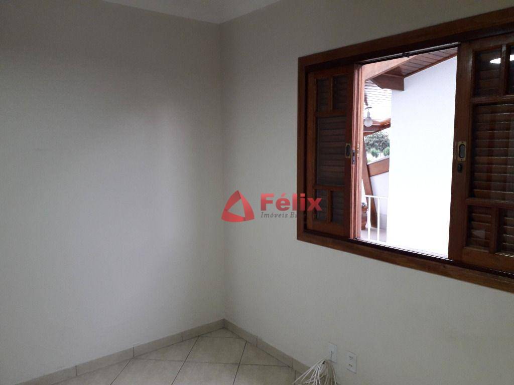 Sobrado à venda com 4 quartos, 350m² - Foto 36