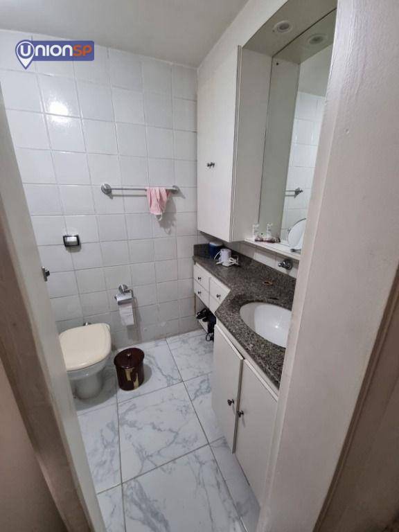 Apartamento à venda com 3 quartos, 123m² - Foto 18