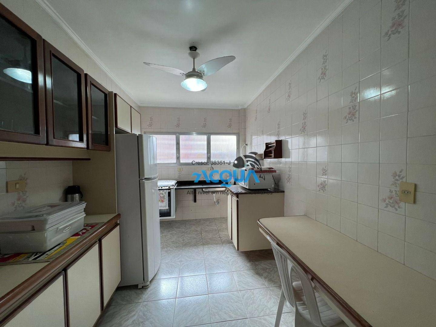 Apartamento à venda com 3 quartos, 150m² - Foto 3