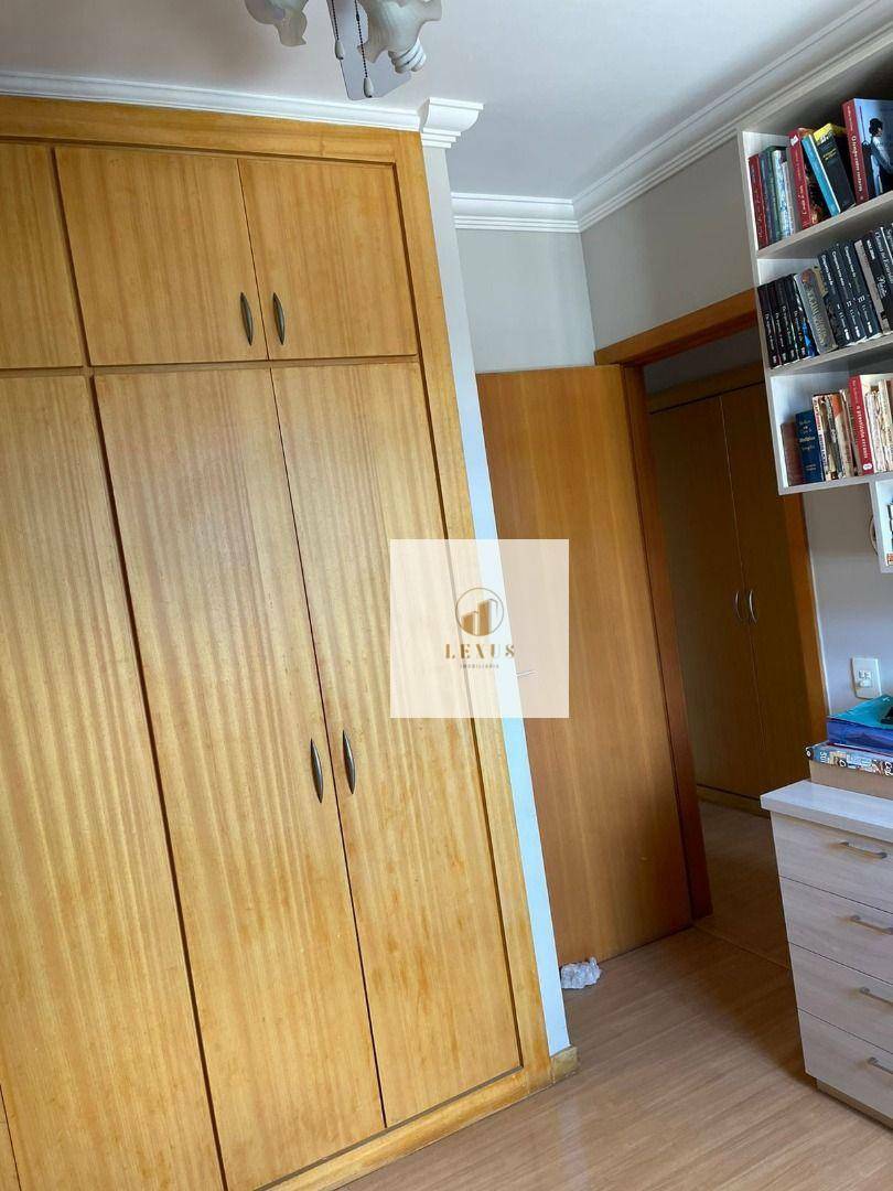 Apartamento à venda com 4 quartos, 134m² - Foto 9