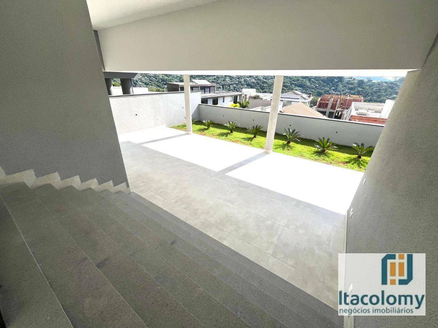 Casa de Condomínio à venda com 4 quartos, 605m² - Foto 41