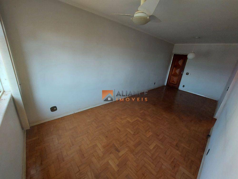 Apartamento à venda com 3 quartos, 80m² - Foto 5