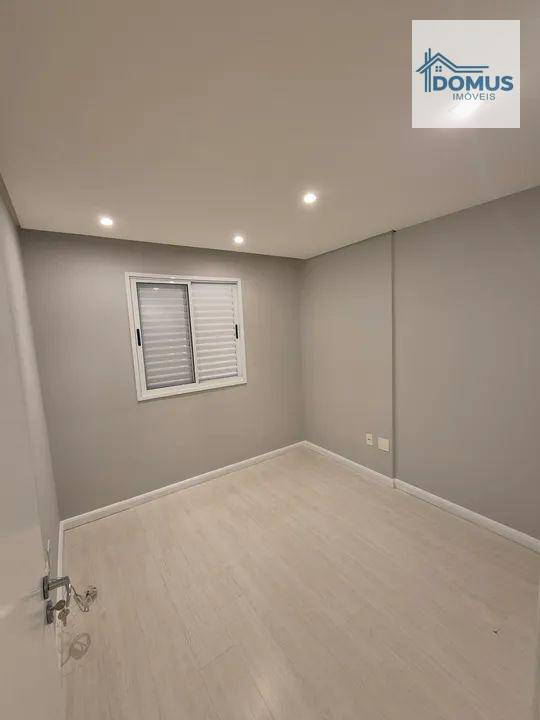 Apartamento à venda com 2 quartos, 63m² - Foto 9