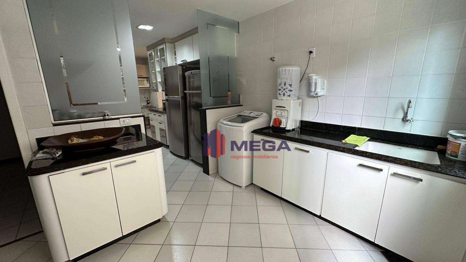 Apartamento à venda com 4 quartos, 250m² - Foto 13