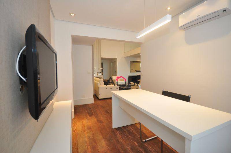 Apartamento à venda com 4 quartos, 210m² - Foto 14