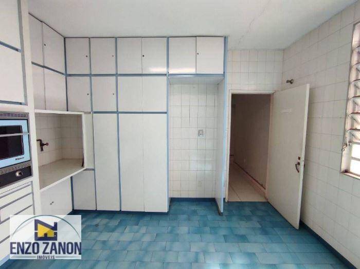 Sobrado para alugar com 9 quartos, 481m² - Foto 3