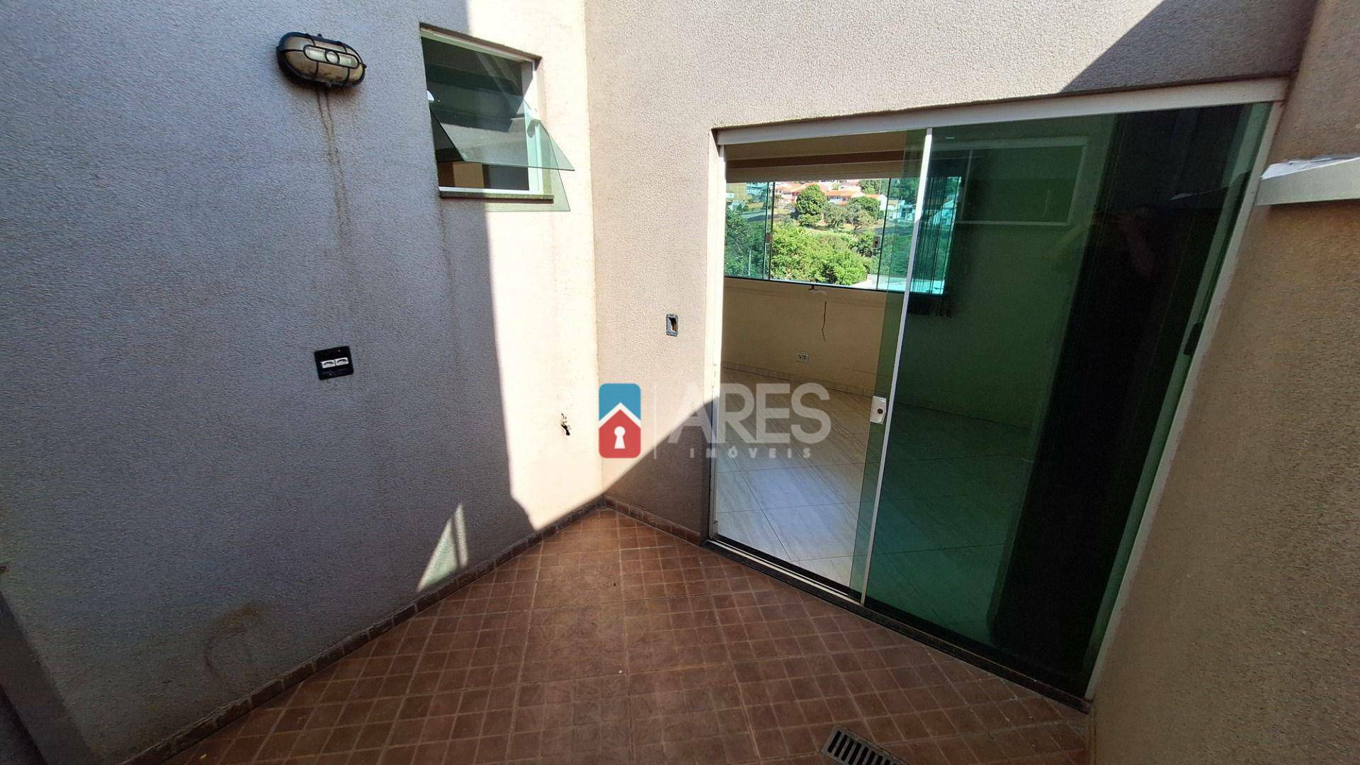 Casa à venda com 3 quartos, 318m² - Foto 21