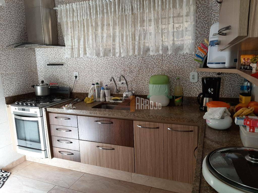 Sobrado à venda com 3 quartos, 140m² - Foto 17