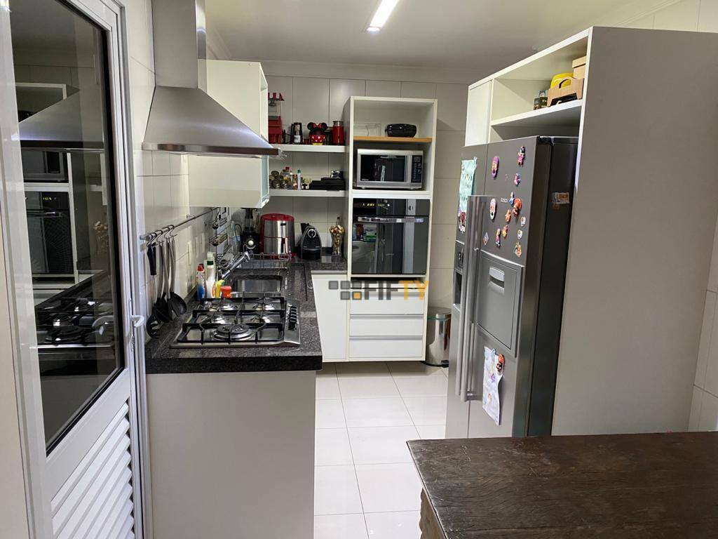 Apartamento para alugar com 2 quartos, 92m² - Foto 20