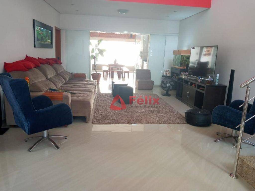 Sobrado à venda com 3 quartos, 270m² - Foto 3