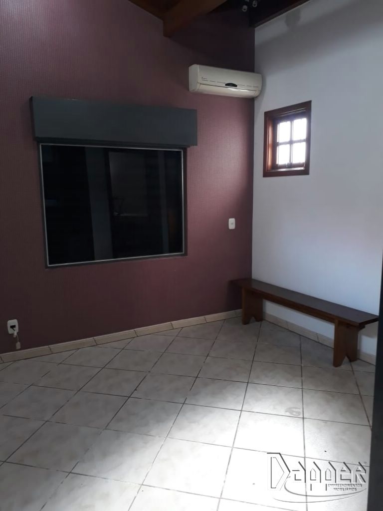 Casa à venda com 3 quartos, 349m² - Foto 19