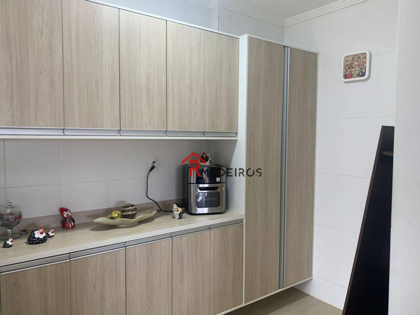 Apartamento à venda com 2 quartos, 87m² - Foto 9