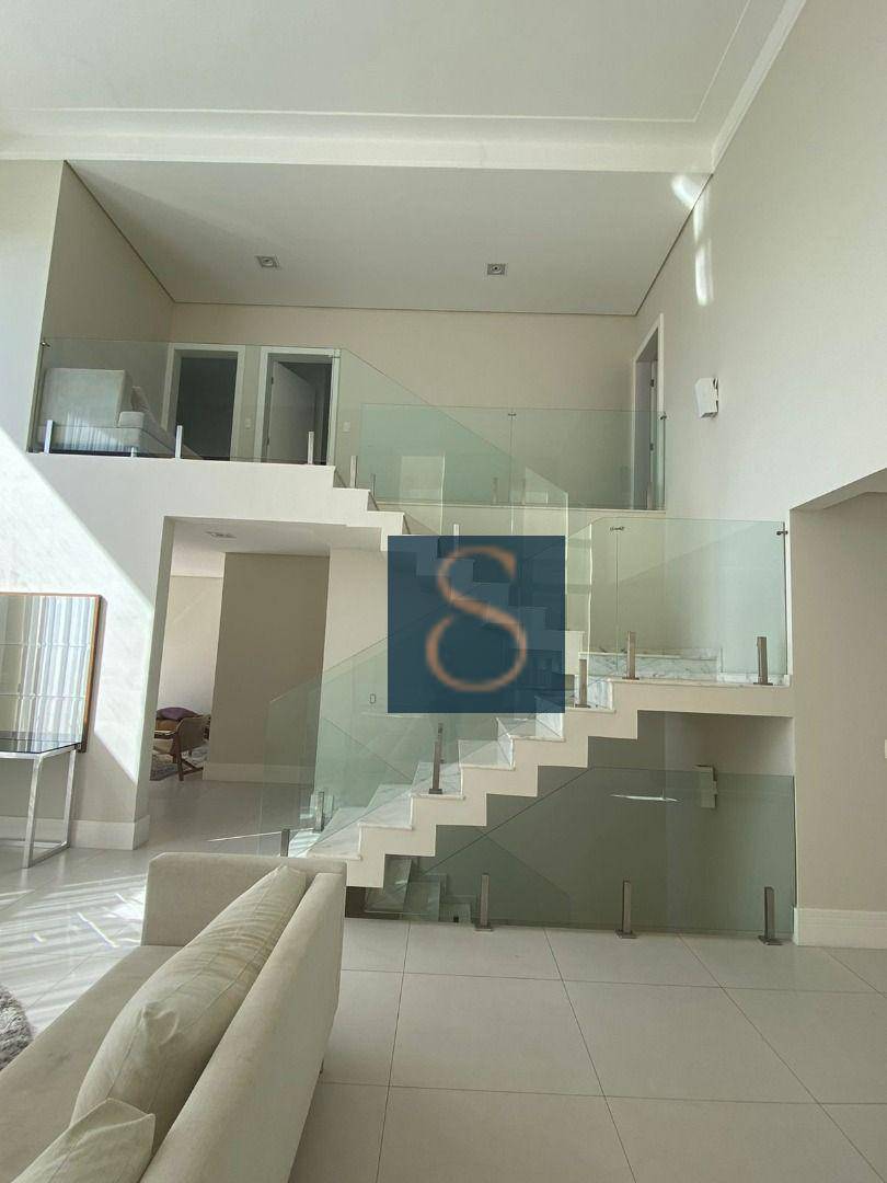 Sobrado à venda com 4 quartos, 330m² - Foto 2