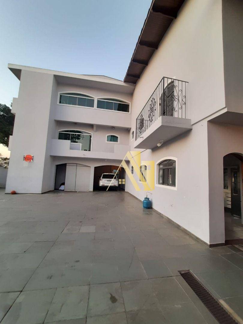 Sobrado à venda com 3 quartos, 500m² - Foto 17